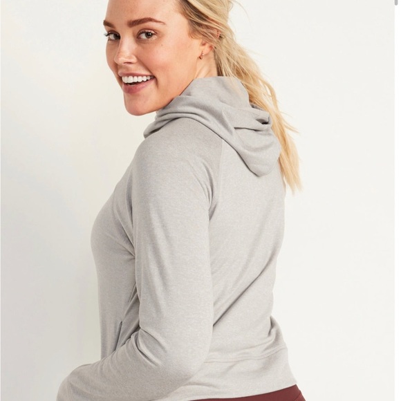 NWT Old Navy Active Cozecore Cropped Performance Hoodie womens plus size: 3X - Picture 2 of 12